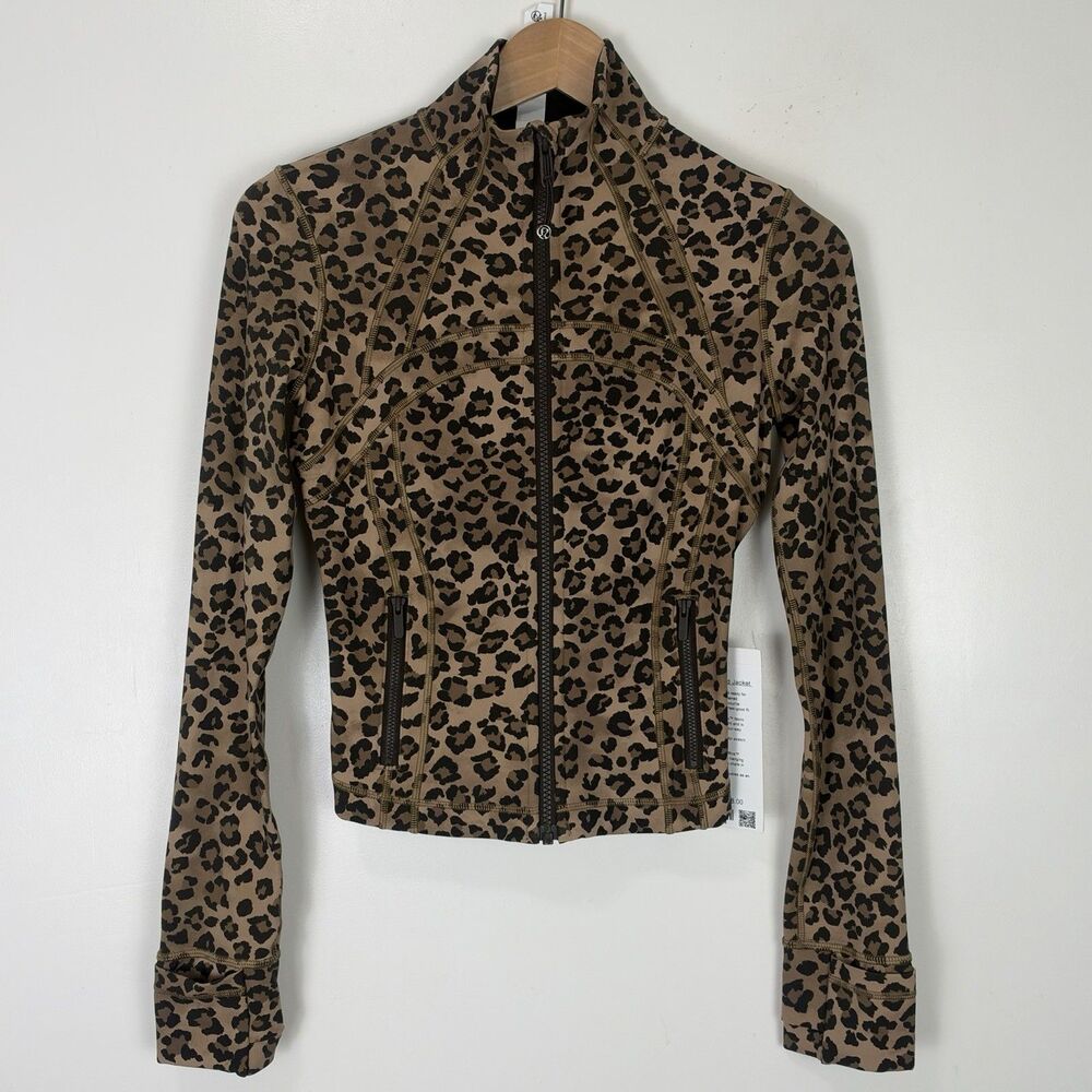 LULULEMON Define Cropped Jacket Nulu True Leopard Multi Size 4 NWT Yoga Pilates